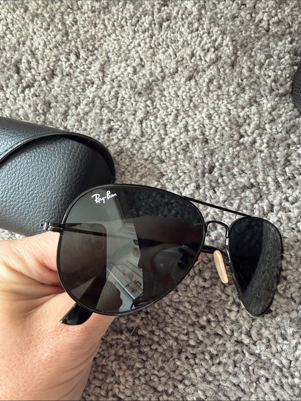 RayBan Aviators - Picture 2 of 8